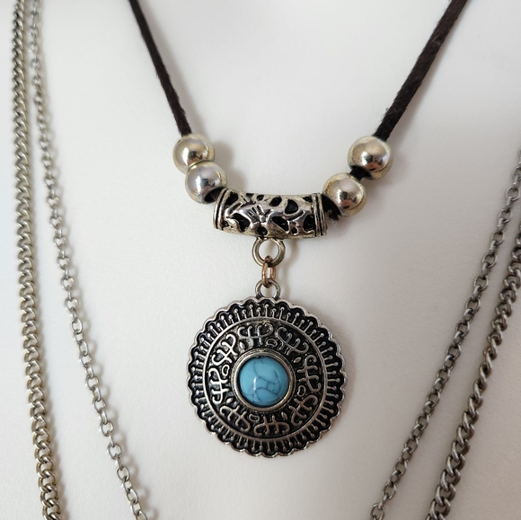 Three layer boho necklace - Picture 4 of 4